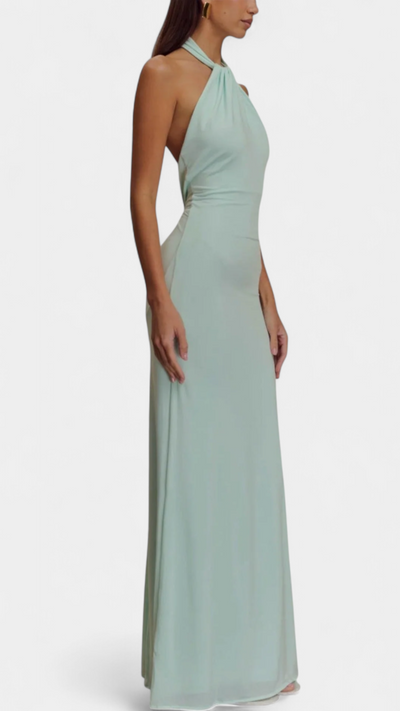 Trinity Vestido Halter Ajustado con Fruncido y Espalda Descubierta | Bella Brisa