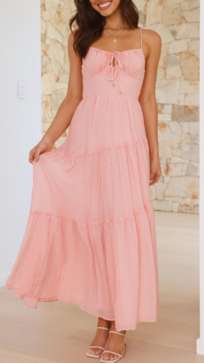 Vestido largo fruncido en color rosa | Bella Brisa