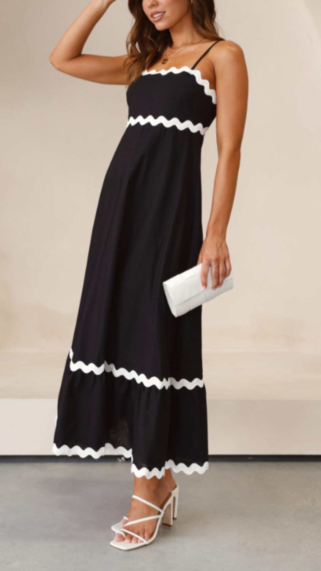 Vestido largo negro sofisticado de Ric Rac | Bella Brisa