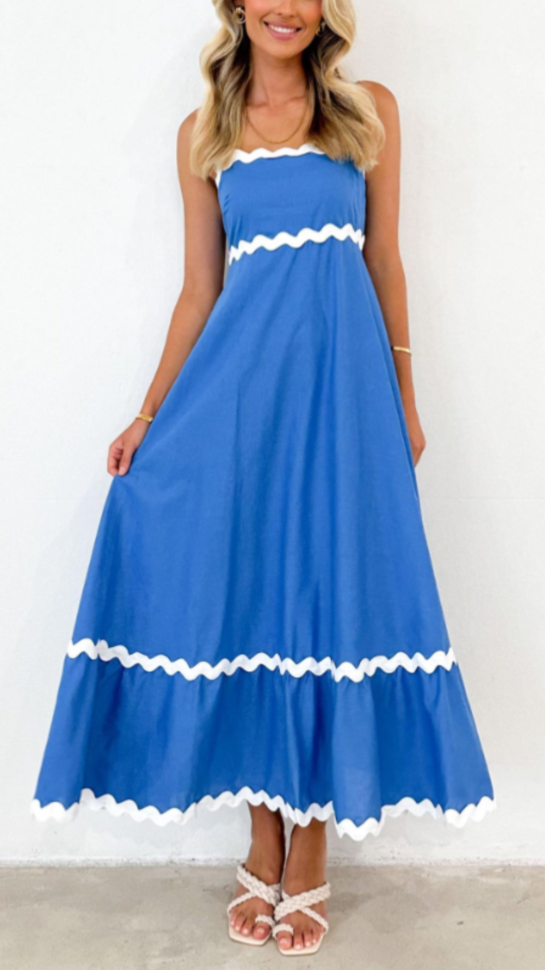 Vestido largo azul marino sofisticado de Ric Rac