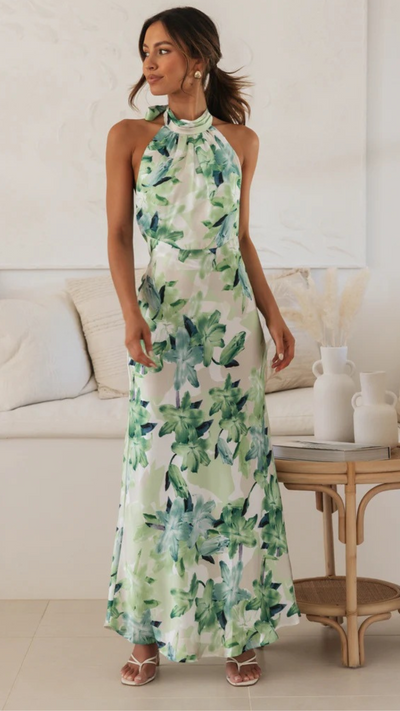 Vestido floral largo con espalda abierta y cuello halter | Bella Brisa