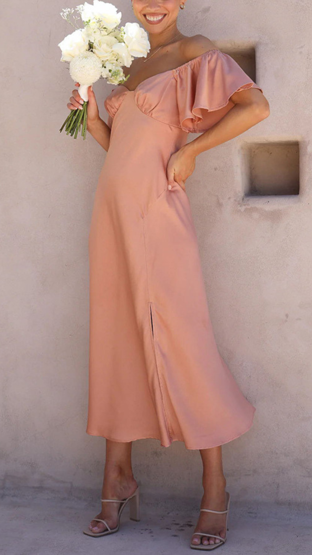 Vestido con hombros descubiertos y mangas de mariposa | Bella Brisa