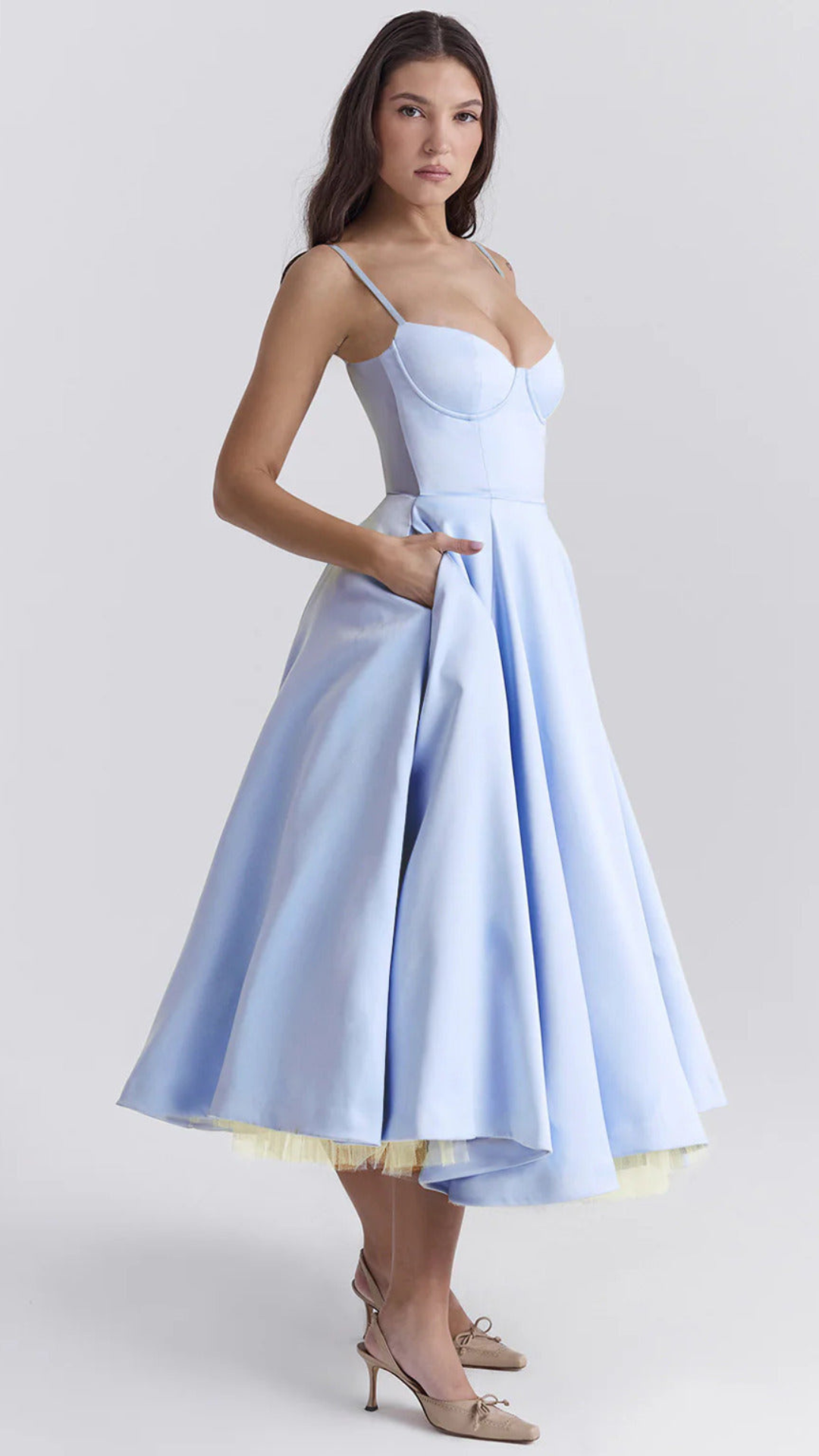 Mara Vestido largo con tirantes | Bella Brisa