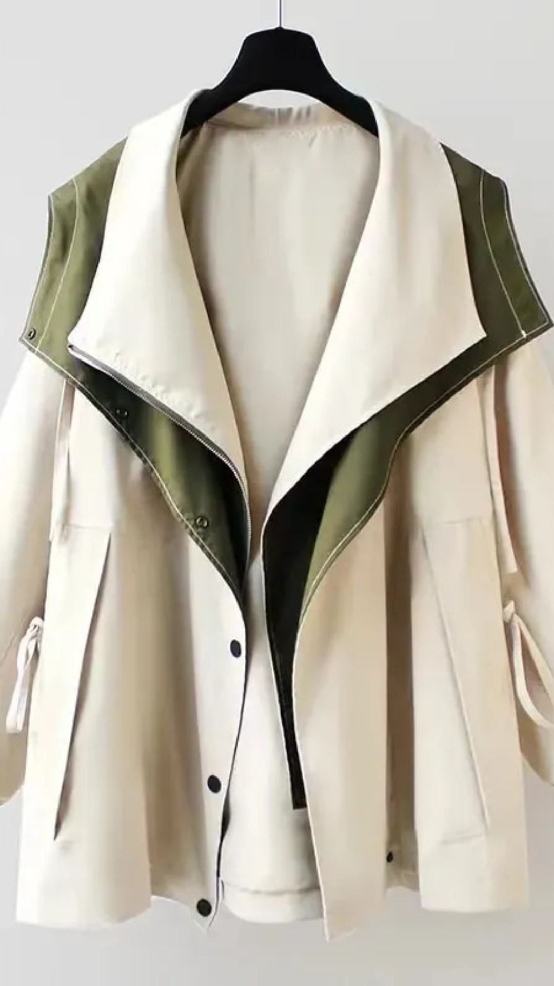 Gabardina con capucha | Bella Brisa