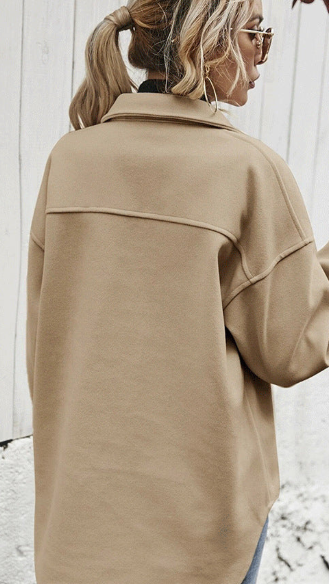 Abrigo con botones de Soho Tailoring | Bella Brisa