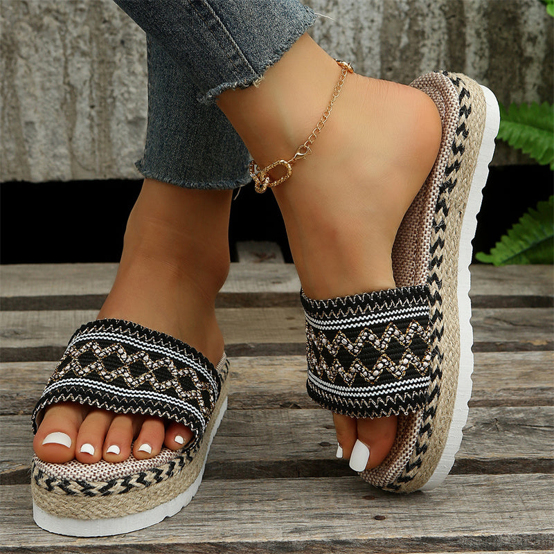Sandalias River | Bella Brisa