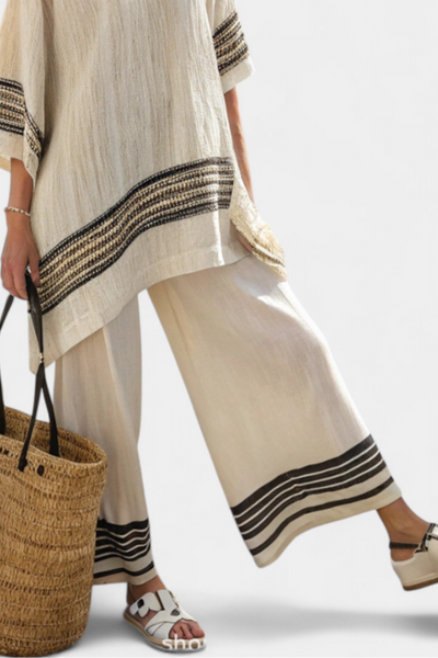 Bella Brisa™ |  Conjunto Mediterráneo Con Detalle A Rayas Negras