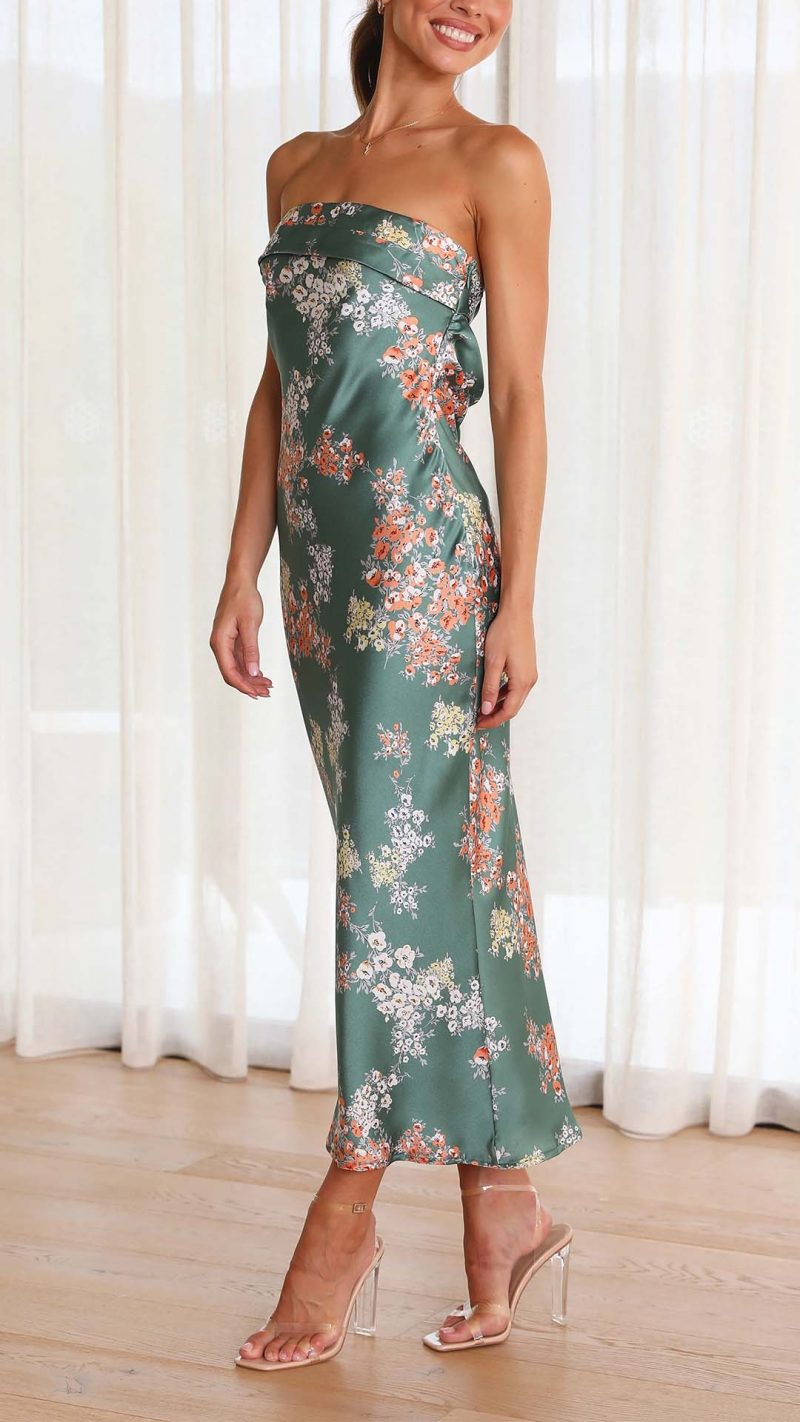 Vestido Largo Strapless de Satén Verde con Estampado Floral | Bella Brisa
