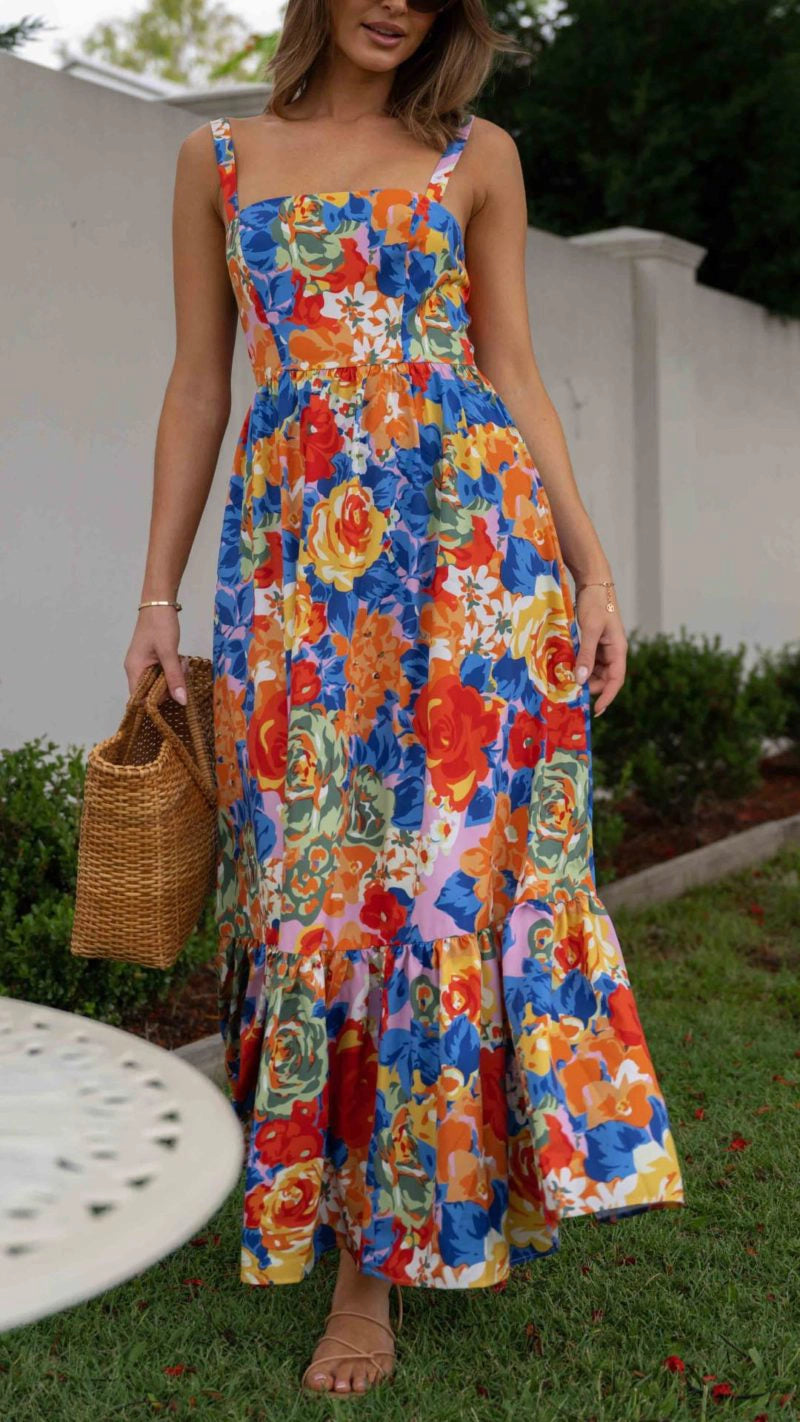Vestido largo con escote cuadrado y estampado floral vibrante | Bella Brisa
