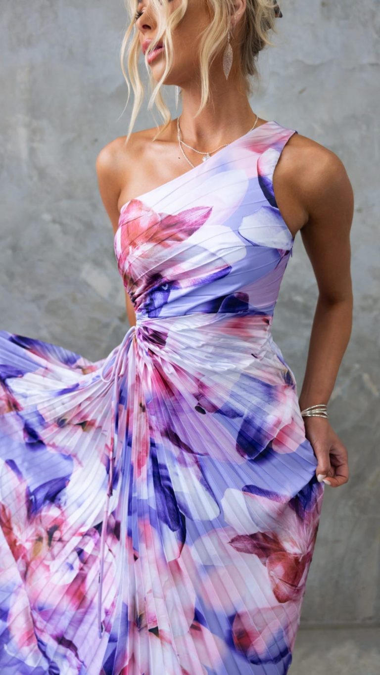 Vestido Largo Plisado de un Solo Hombro | Bella Brisa