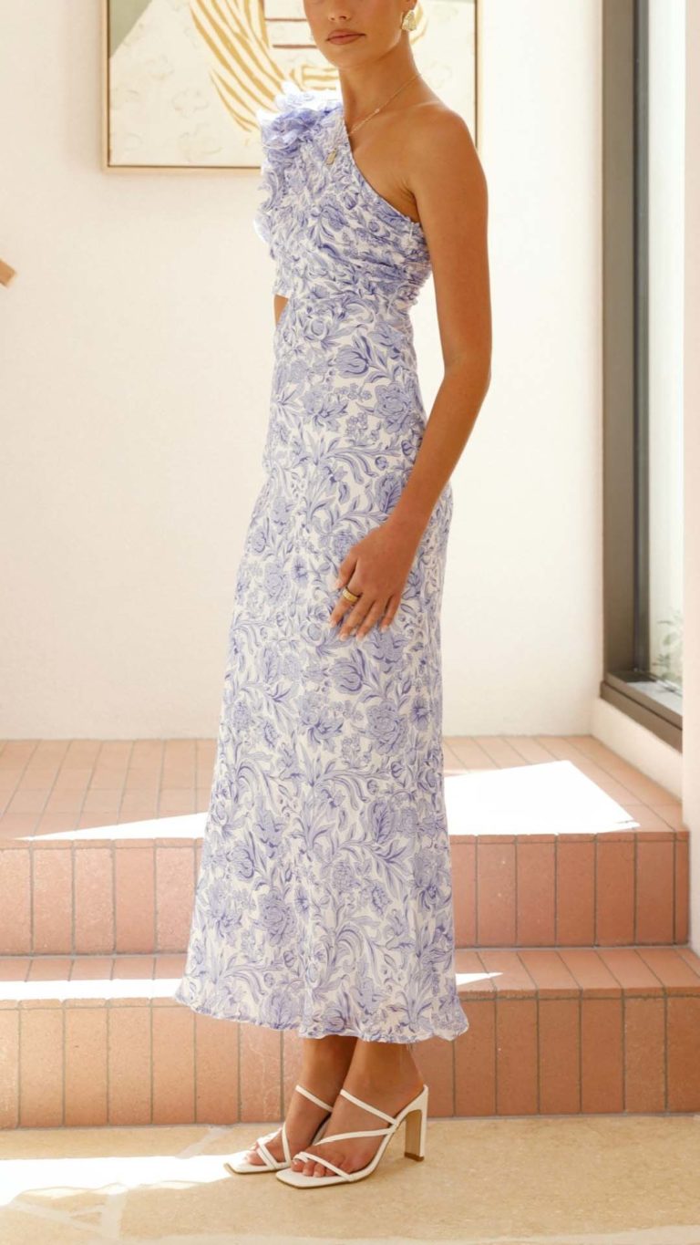 Vestido Maxi Asimétrico con Estampado Floral y Abertura Lateral | Bella Brisa