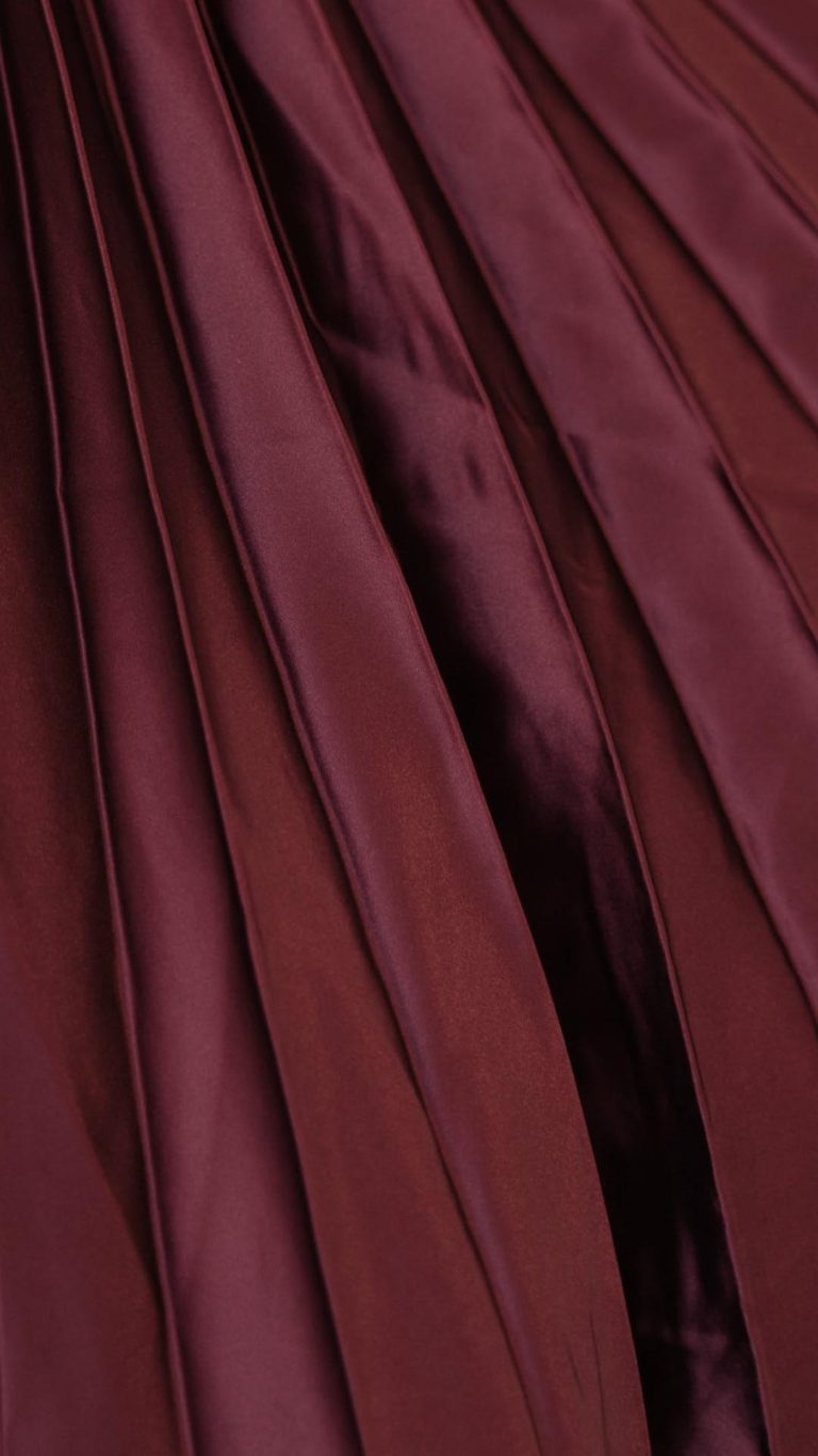 Vestido Largo Plisado de un Solo Hombro | Bella Brisa