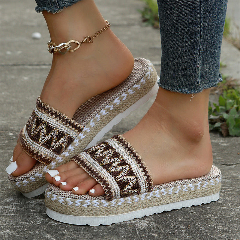 Sandalias River | Bella Brisa