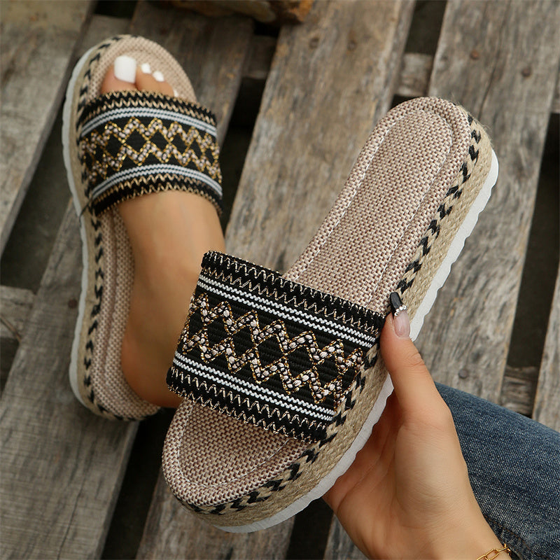 Sandalias River | Bella Brisa